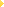 P҂